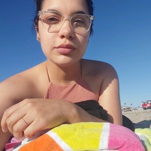 Meet your Posher, Kathaleen